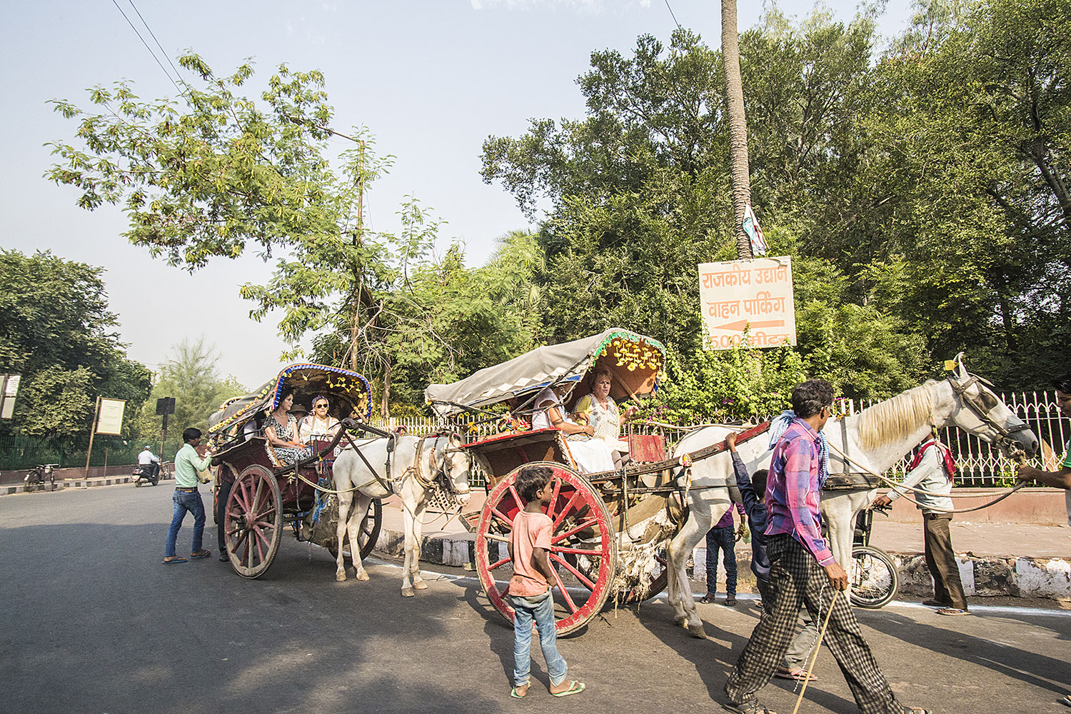 Travelling through India, Agra. 